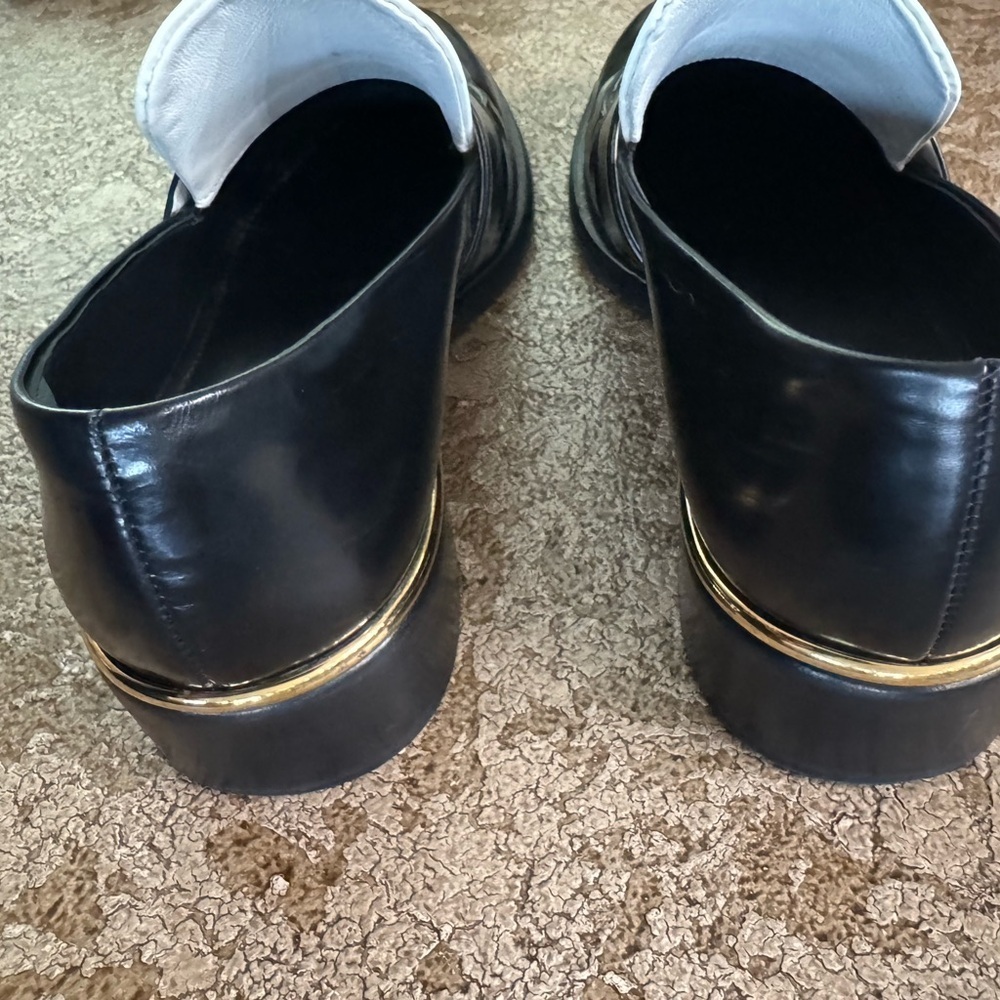 Louis Vuitton 2015 Women’s Loafers Black White Gold Heel Detail Size 7.5 Luxury - Picture 8 of 15